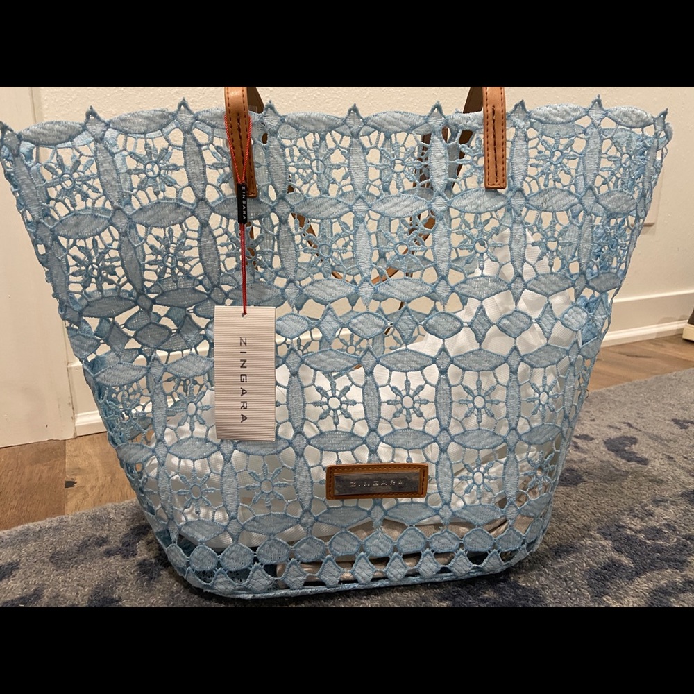 Zingara Angel Falls beach bag with cloth insert, new with tags